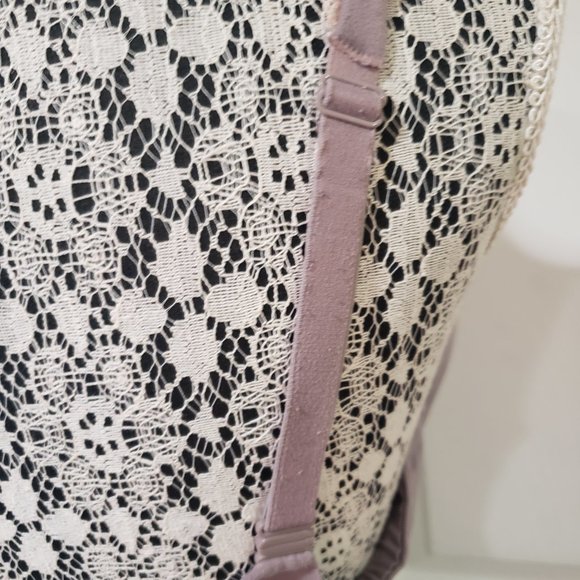 Body by Victoria Bra - Picture 6 of 9